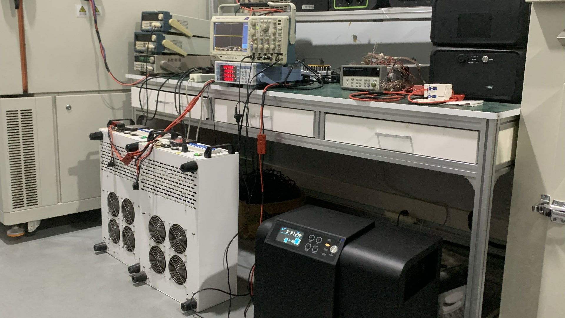 WEGREEN high-reliability industrial power system delivering 27kW peak surge, IP66 protection, and zero-emission performance for professional applications